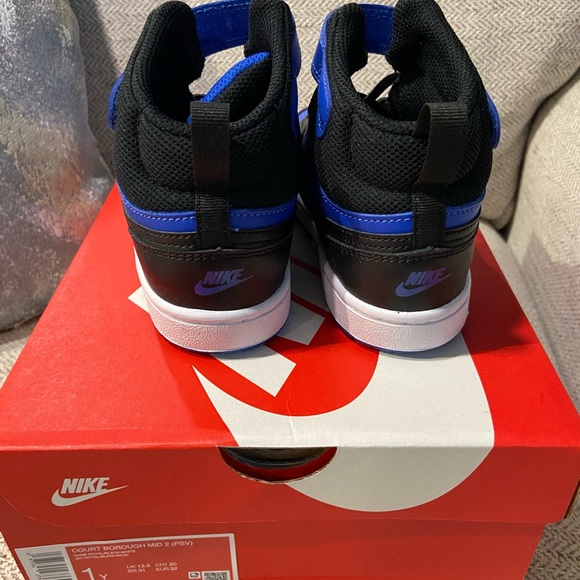 Nike court borough mid 2 boys size 1 blue/black NWT! - Picture 6 of 8